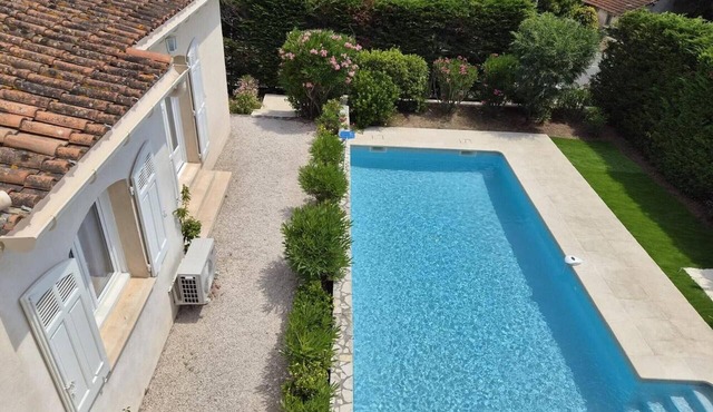 Villa '4 Bedrooms Pool Near Sea' with Private Pool, Wi-Fi and Air Conditioning
