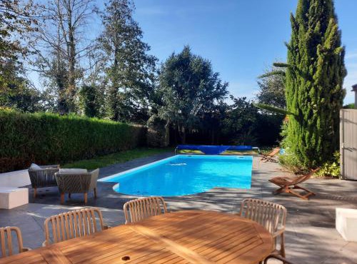 Villa Au petit baigneur - Maison avec piscine et jardin clos