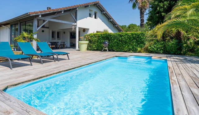 Villa 'Charming Landes House with Private Pool, Wi-Fi and Air Conditioning'