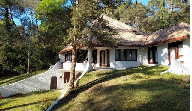 Villa Cimes des Pins, architect-designed house, unique stay on the Atlantic coast
