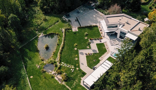 Villa du Mena ★ Heated Pool, Jacuzzi, Air-Conditioned Rooms | 15 people