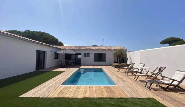 Villa du Petit Sergent - New villa with pool