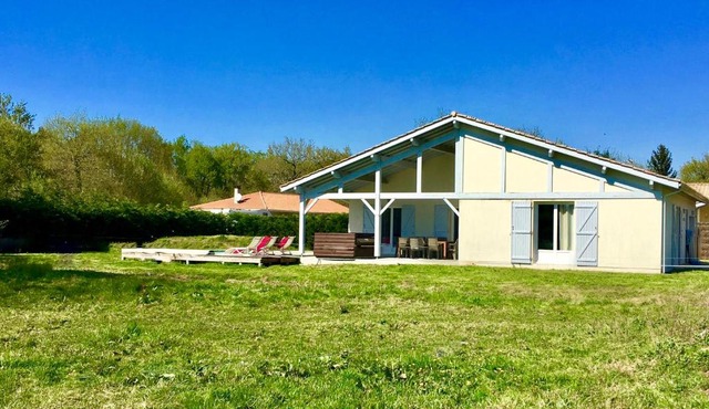 Villa Landaise piscine chauffée&jacuzzi Plage Clim Fibre