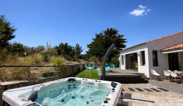 Villa Les Dunes – Nestled by the Dune, 20m to the Beach, SPA, Plancha, 3 BR