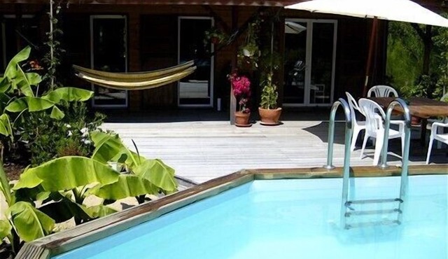 Villa MONTALIVET, just a stone's throw from the beach, private pool—special discount in August