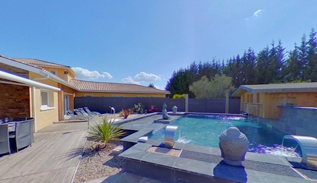 Villa Naeva with swimming pool, Jacuzzi 10 places, Ping pong, plancha and Brasero