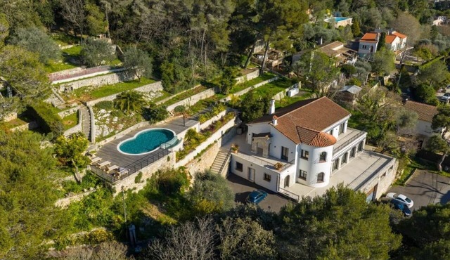 Villa panoramic view, 5 suites, swimming pool, 10 pax