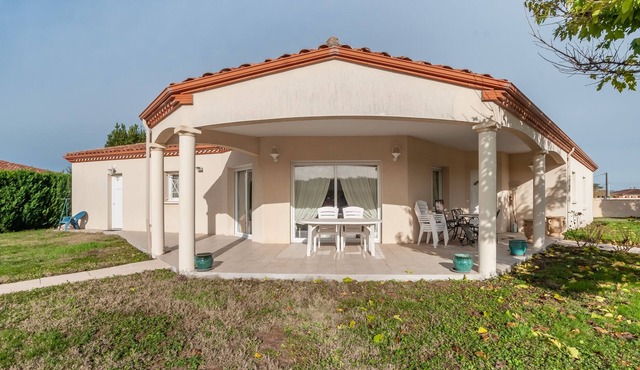 Villa Romane - Three Bedroom House, Sleeps 6