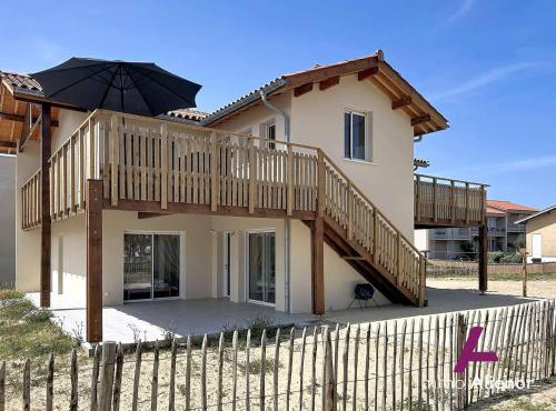 Villa spacieuse avec parking et wifi - 10 pers. - FR-1-857-78