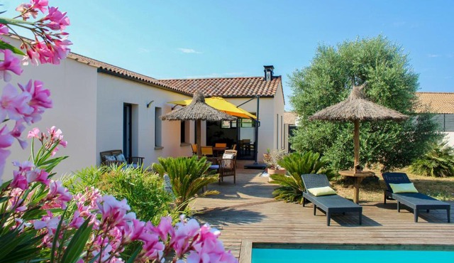 Villa Terra Nova 8 guests Heated pool jacuzzi nature 10 min ocean