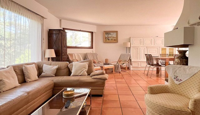 Villa with Pool and Garden for 10 ppl - 4 bdr, near the beach