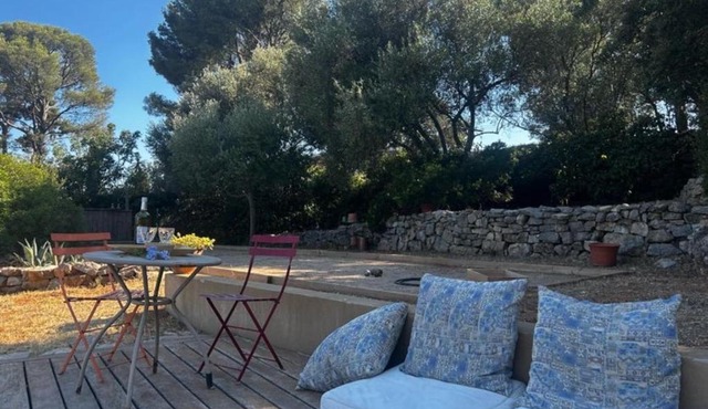Villa with pool and panoramic views in Ollioules