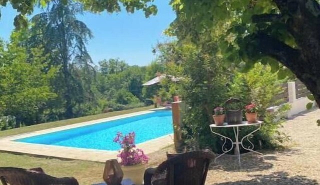 Welcome to our pretty gite within our French Farmhouse - Exclusive use of pool