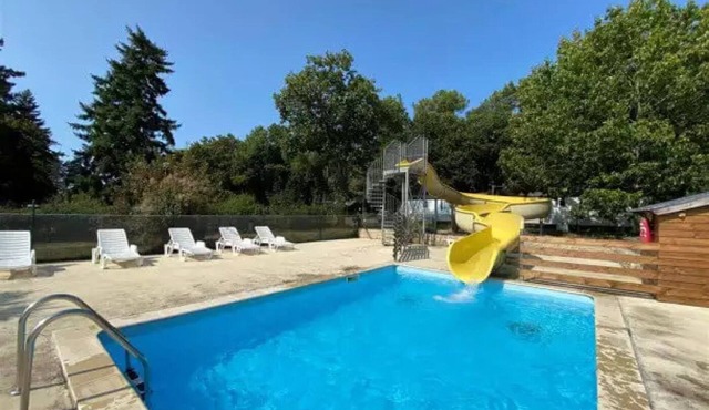 ZEcamping 3 étoiles piscine chauffée locatif TV 35m2