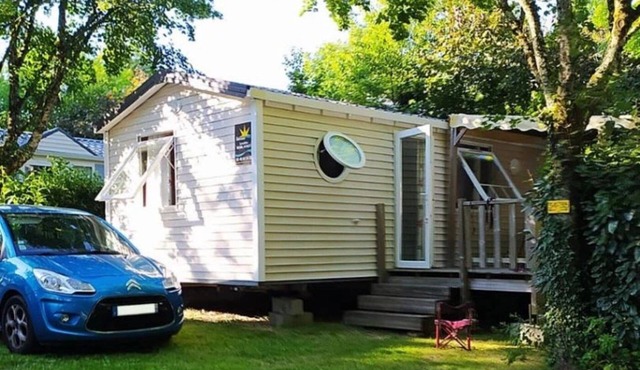 ZEcamping 4 étoiles animé piscine chauffée mobil-home TV BBQ 29m2