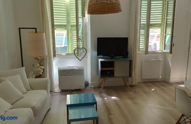 Apartment Rue de France