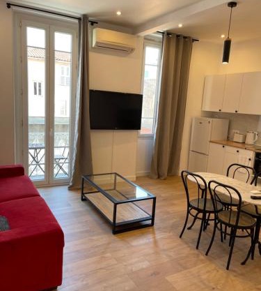 Appartement À Meyerbeer