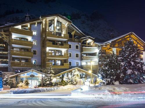 Appartement Centre Val d'Isère - Sauna, Parking, WiFi - FR-1-567-26