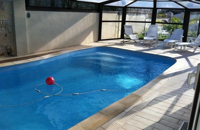 Holiday rental for 4 people with indoor pool 4