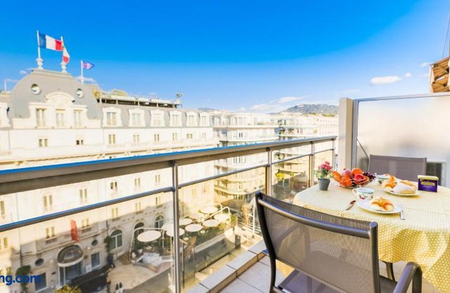 Le Francia Nice