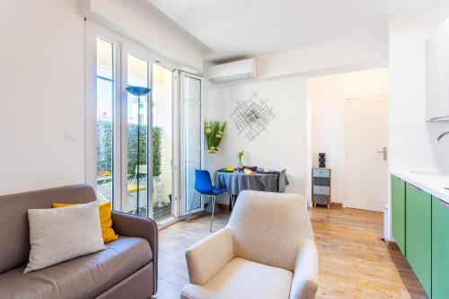 LE ROSSINI AP4228 By Riviera Holiday Homes