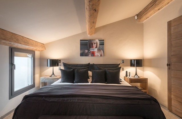 NEW PORTAL, LUXURY APARTMENT IN THE HEART OF SAINT TROPEZ