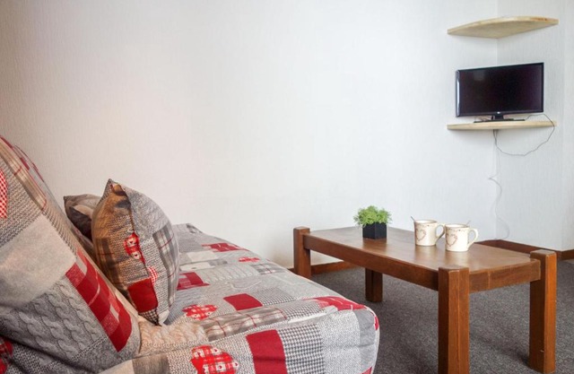 Studio Les Grandes Platières-25 by Interhome