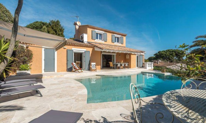 Gassin House | 140 m² House ∙ 4 bedrooms ∙ 8 guests