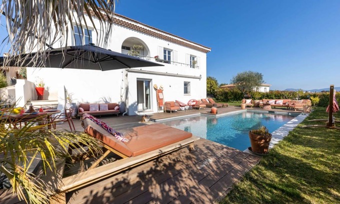 Saint-Roman Villa | 185 m² Villa ∙ 3 bedrooms ∙ 6 guests