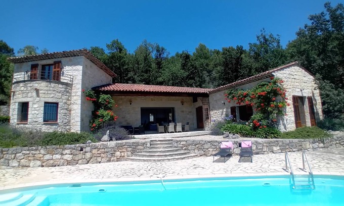 Callian Villa | 210 m² Villa ∙ 3 bedrooms ∙ 6 guests