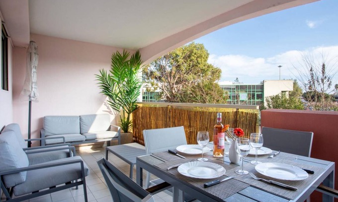 Villeneuve-Loubet Apartment | 30 m² Apartment ∙ 1 bedroom ∙ 2 guests