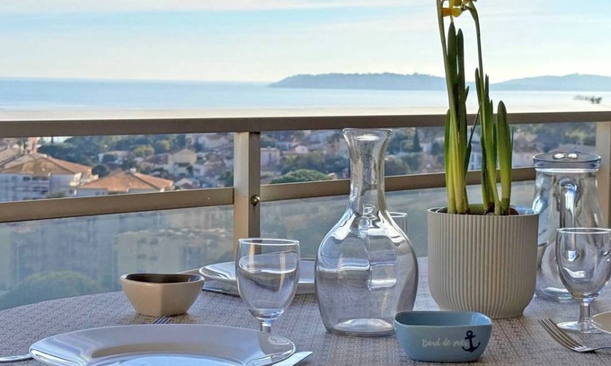Sainte-Maxime Apartment | 32 m² Apartment ∙ 1 bedroom ∙ 3 guests