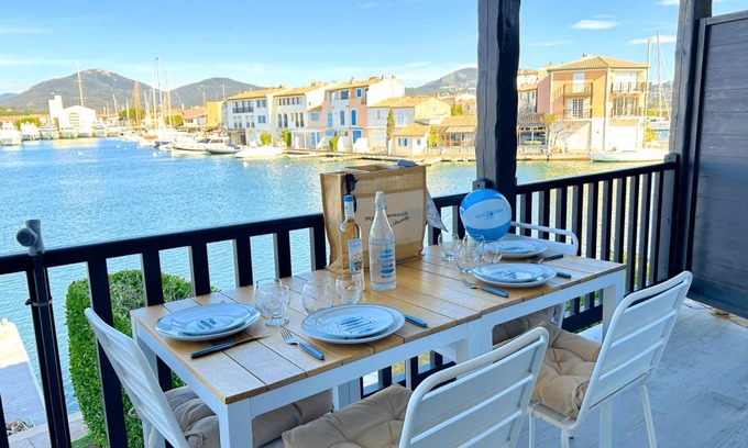 Port Grimaud Apartment | 34 m² Apartment ∙ 2 bedrooms ∙ 3 guests