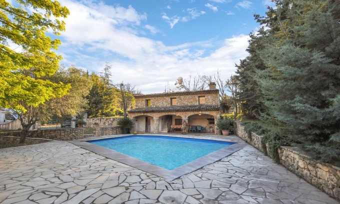 Saint-Vallier-de-Thiey House | 40 m² House ∙ 1 bedroom ∙ 3 guests