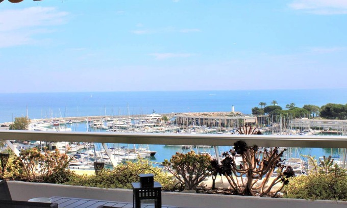Villeneuve Loubet Beach Apartment | 52 m² Apartment ∙ 1 bedroom ∙ 4 guests