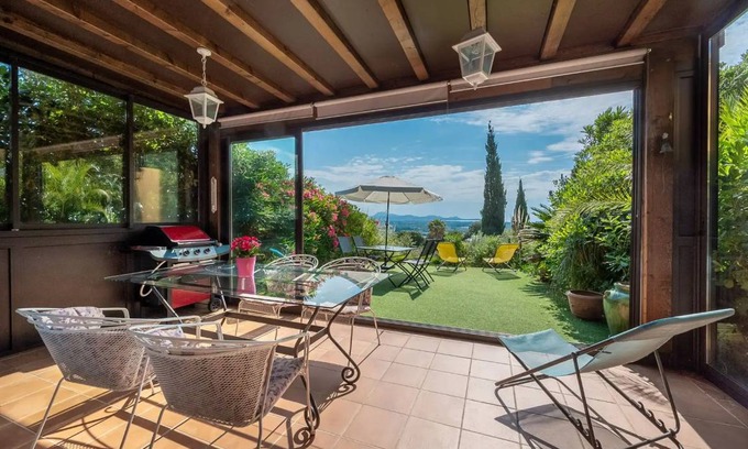 La Rouviere House | 80 m² House ∙ 2 bedrooms ∙ 6 guests