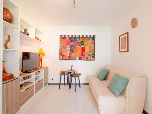 Saint-Aygulf Apartment | Apartment Le Mas Kilou by Interhome