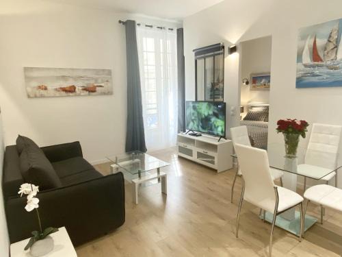 Centre Ville-Gare Apartment | Central Modern Flat Lamartine