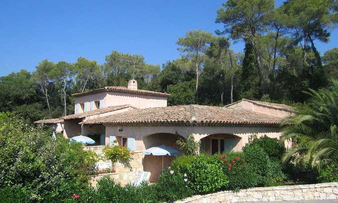 Saint-Paul-de-Vence Apartment | Charming studio in villa in Saint Paul de Vence with terrace and garden