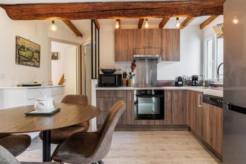 Villefranche-sur-Mer Apartment | Cocon dans la vieille ville