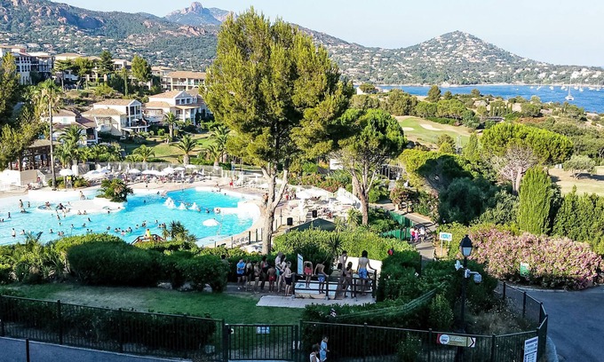 Cap Esterel Apartment | L'Esquinade (FH206) by Interhome