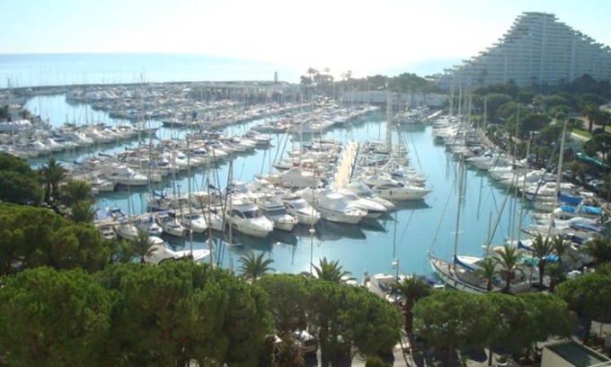 Villeneuve Loubet Beach Apartment | Location Appart Climatisé - 4 Couchages - Villeneuve-Loubet Plage - FR-1-252A-32