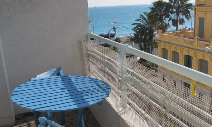 Les Baumettes Apartment | Nice, Promenade des Anglais, 3 rooms very sunny