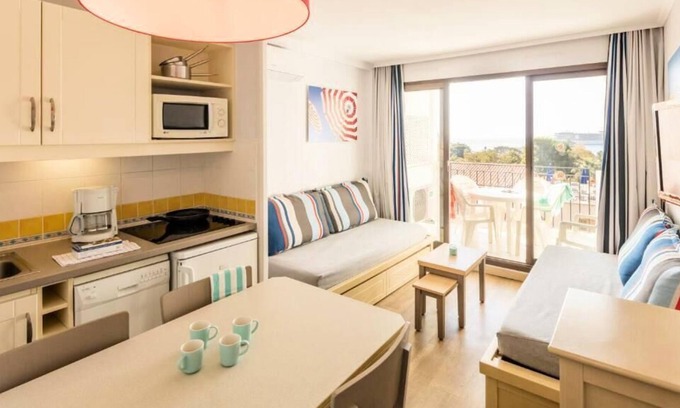 Villefranche-sur-Mer Apartment | Résidence Pierre & Vacances L'Ange Gardien - Apartment 6 people - 1 bedroom + 1 sleeping area - Terrace or balcony