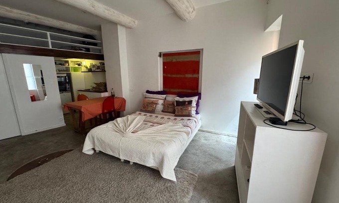 Old Town Apartment | Studio Cosy Saint Tropez Centre