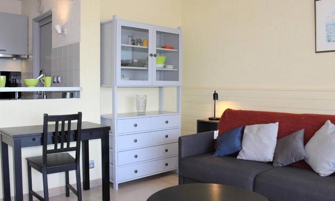 Villeneuve Loubet Beach Apartment | Studio rénové en bord de mer à Villeneuve-Loubet - FR-1-252A-4