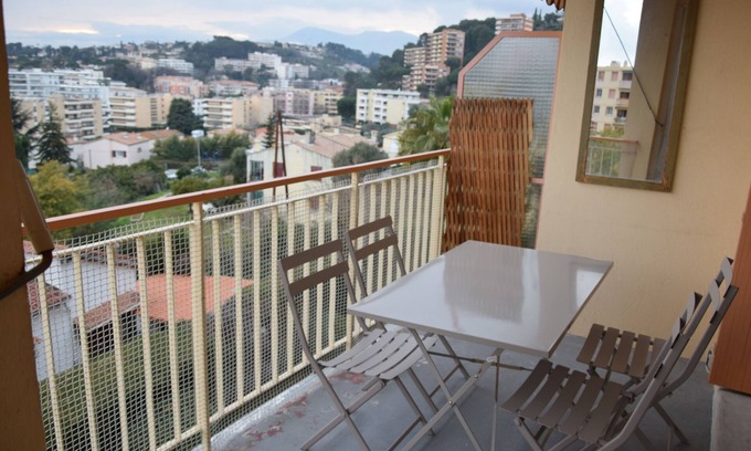 Cagnes-sur-Mer Apartment | Superb 3 room standing apartment with terrace 5 minutes from the beaches