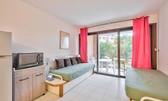 Cannes La Bocca Apartment | Superbe Appartement à Proximité de la Plage