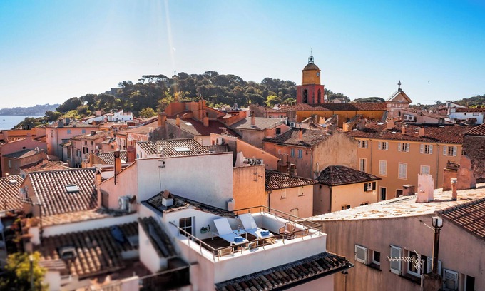 Old Town Villa | Villa Portalet by Le Yaca | 5-star Hotel Services at Le Yaca