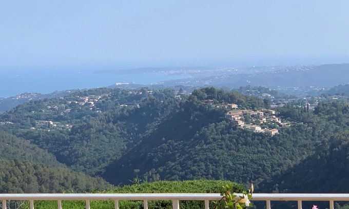 Saint-Jeannet Villa | Villa with Sea and Mountains Panoramic breathtaking views.